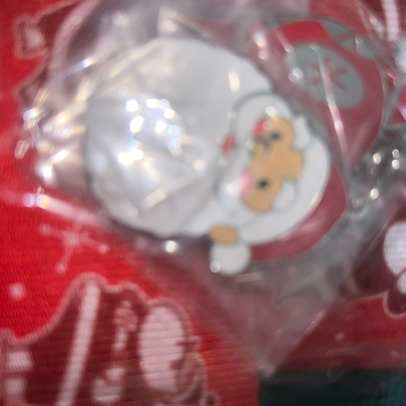 Harvey's Holly Jolly Santa Mini Streamline Tote With Sticker - Picture 5 of 7